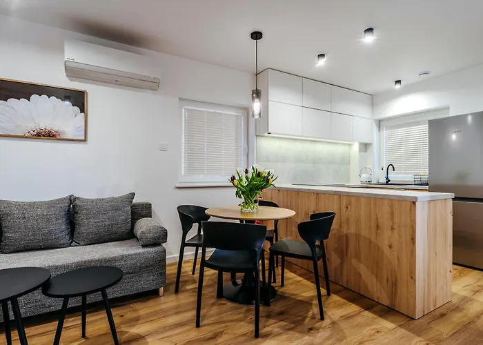 Letniskowe - Jodlowa 2 假日公园 波别罗沃